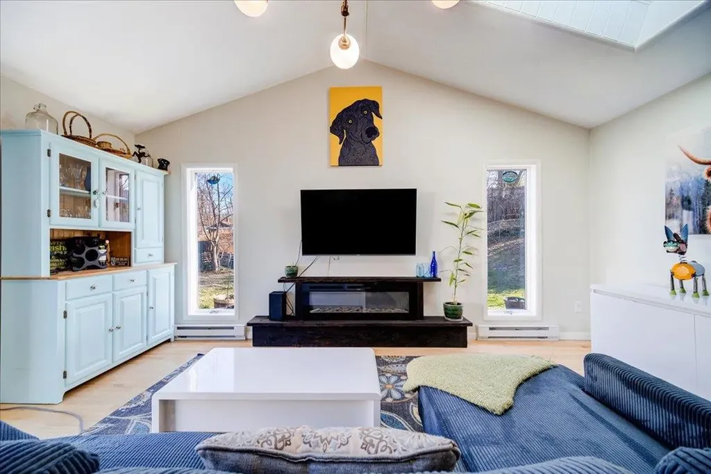 18 Verplanck Avenue Beacon NY 12508