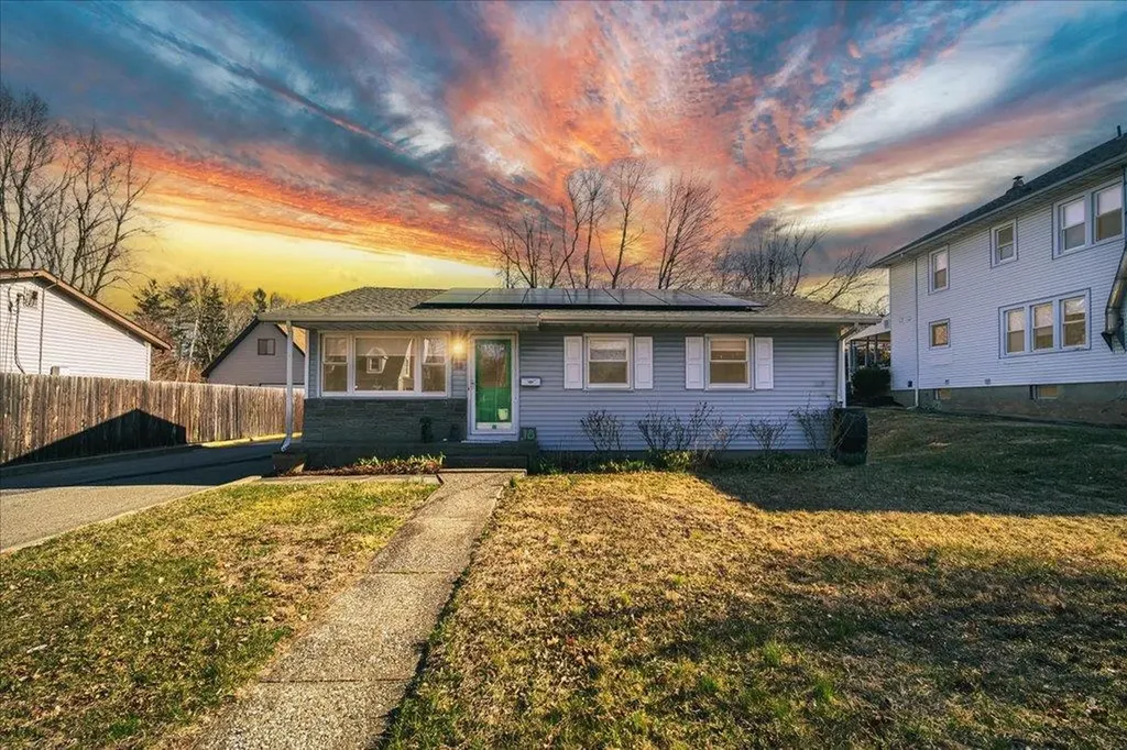 18 Verplanck Avenue Beacon NY 12508