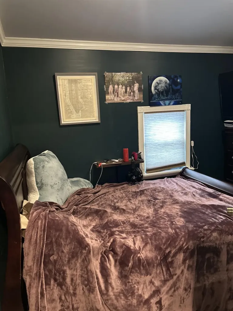 19 Mobile Drive Bay Shore NY 11706