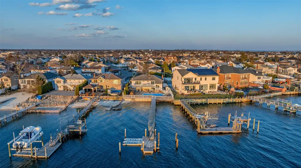 3046 Shore Road Bellmore NY 11710