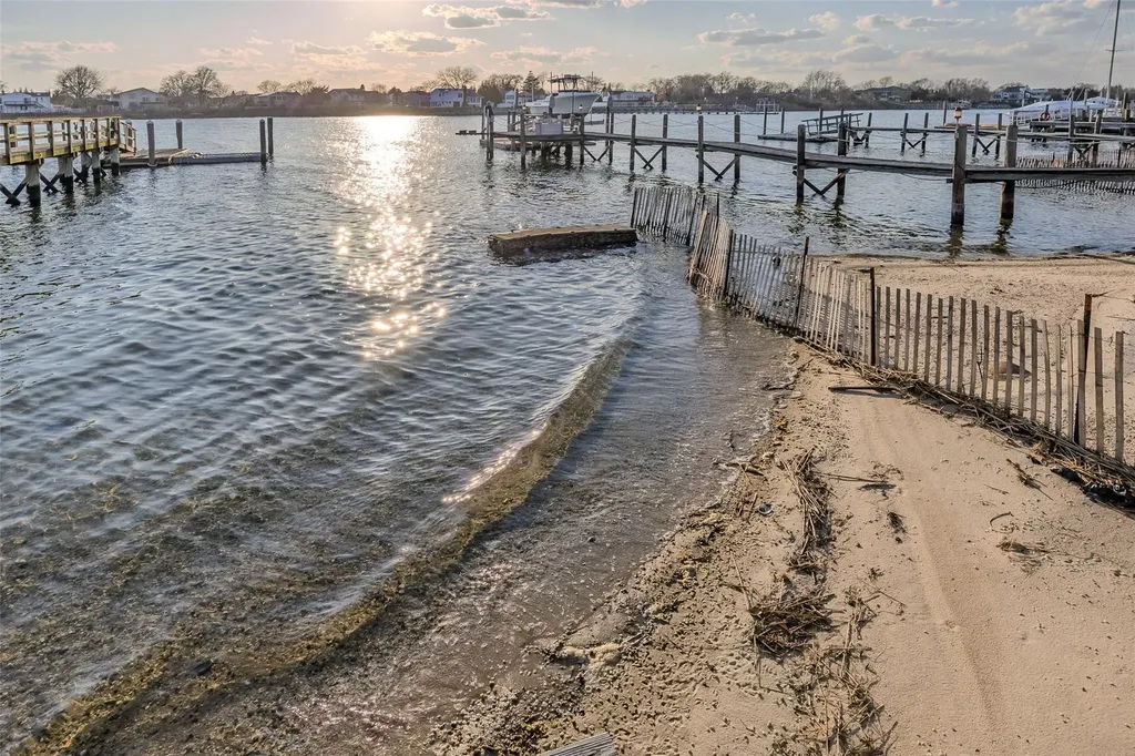 3046 Shore Road Bellmore NY 11710