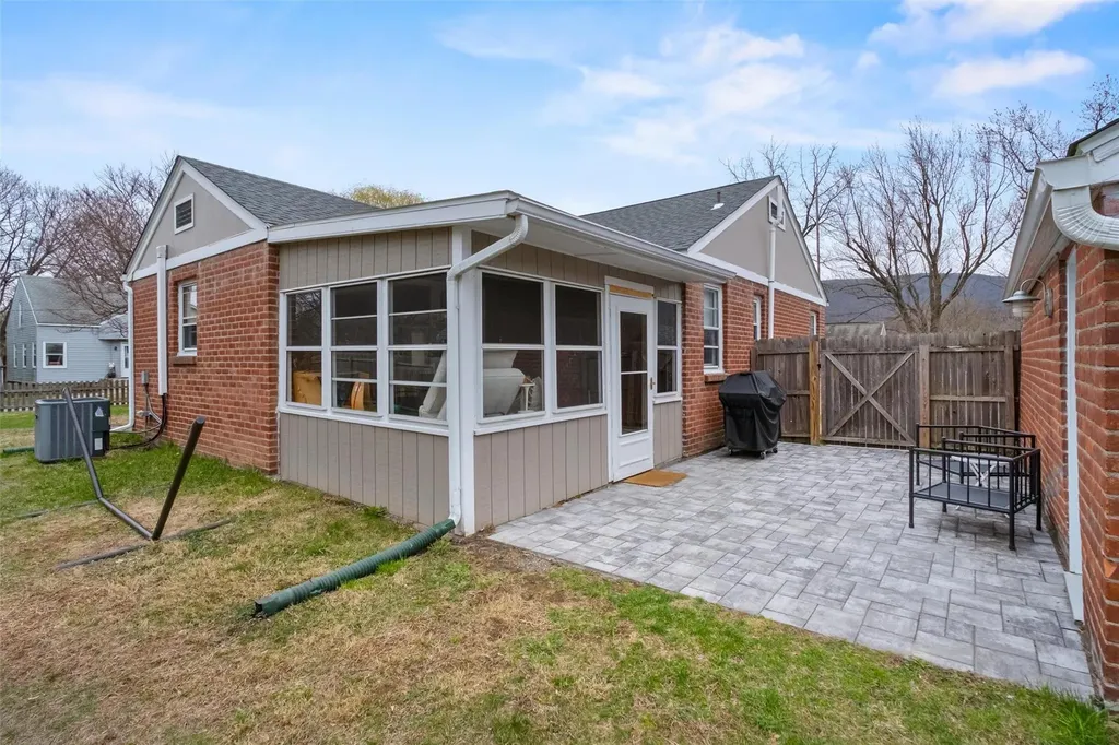 4 York Street Beacon NY 12508