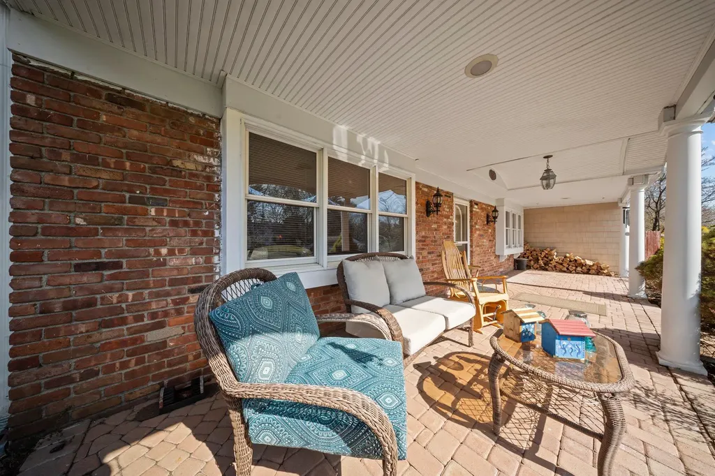 52 Barker Drive Stony Brook NY 11790