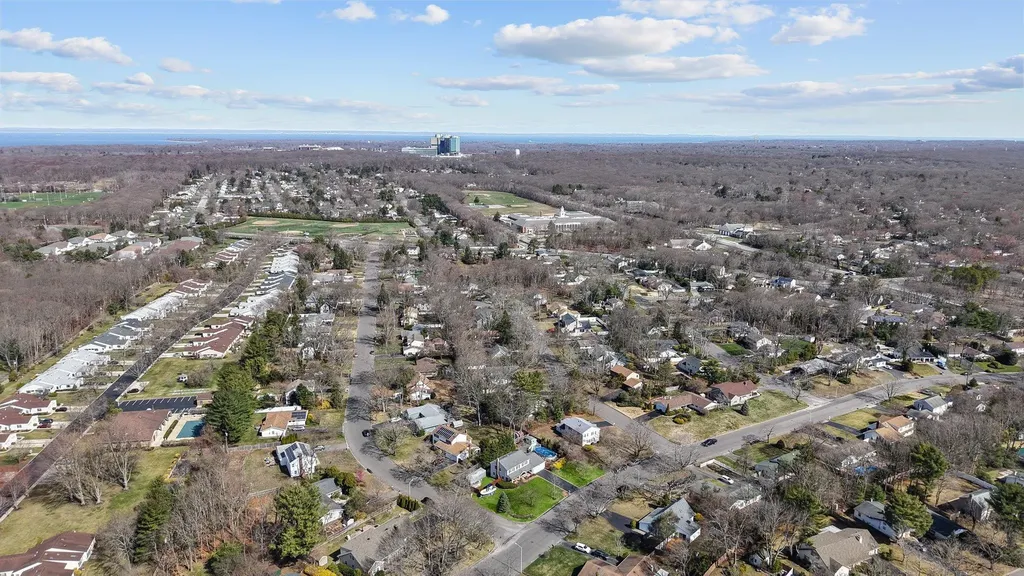 52 Barker Drive Stony Brook NY 11790
