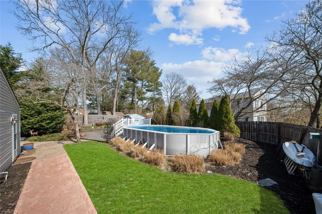 52 Barker Drive Stony Brook NY 11790