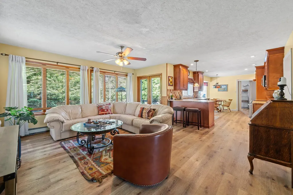 52 Barker Drive Stony Brook NY 11790