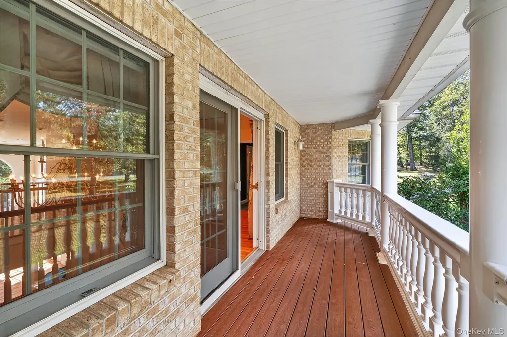 21 Benson Point Court Stony Point NY 10980