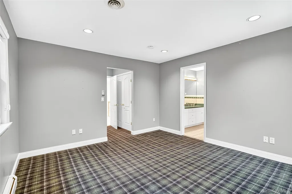 21 Benson Point Court Stony Point NY 10980