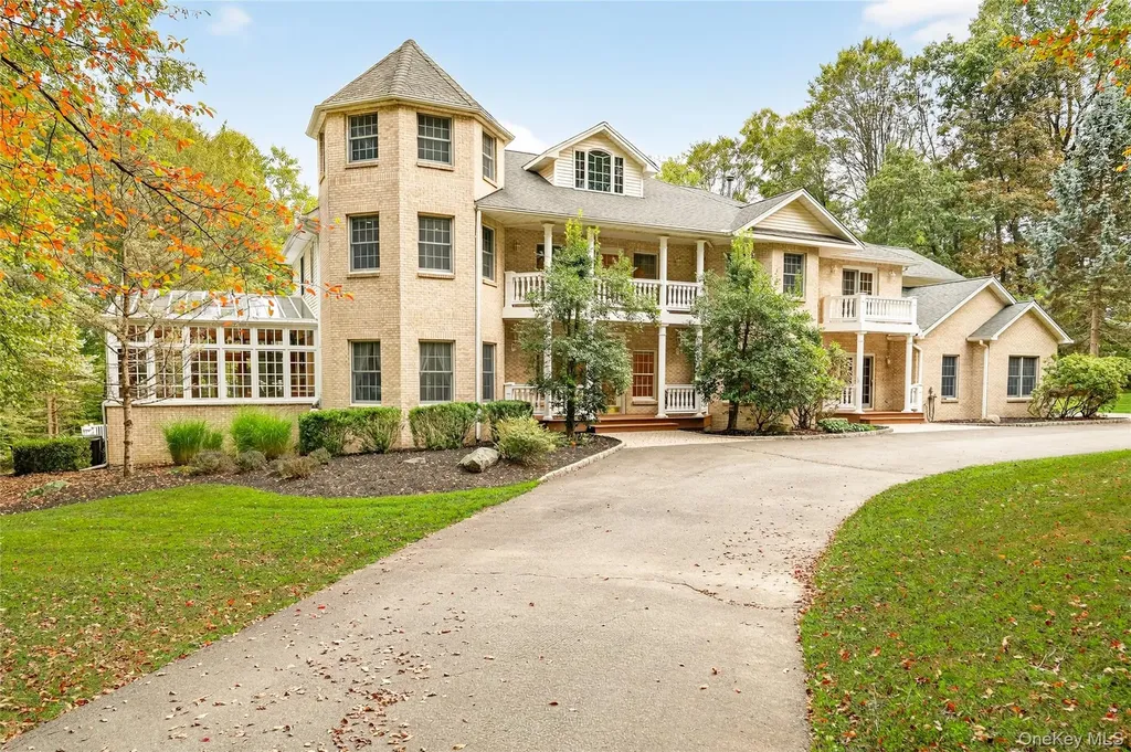 21 Benson Point Court Stony Point NY 10980