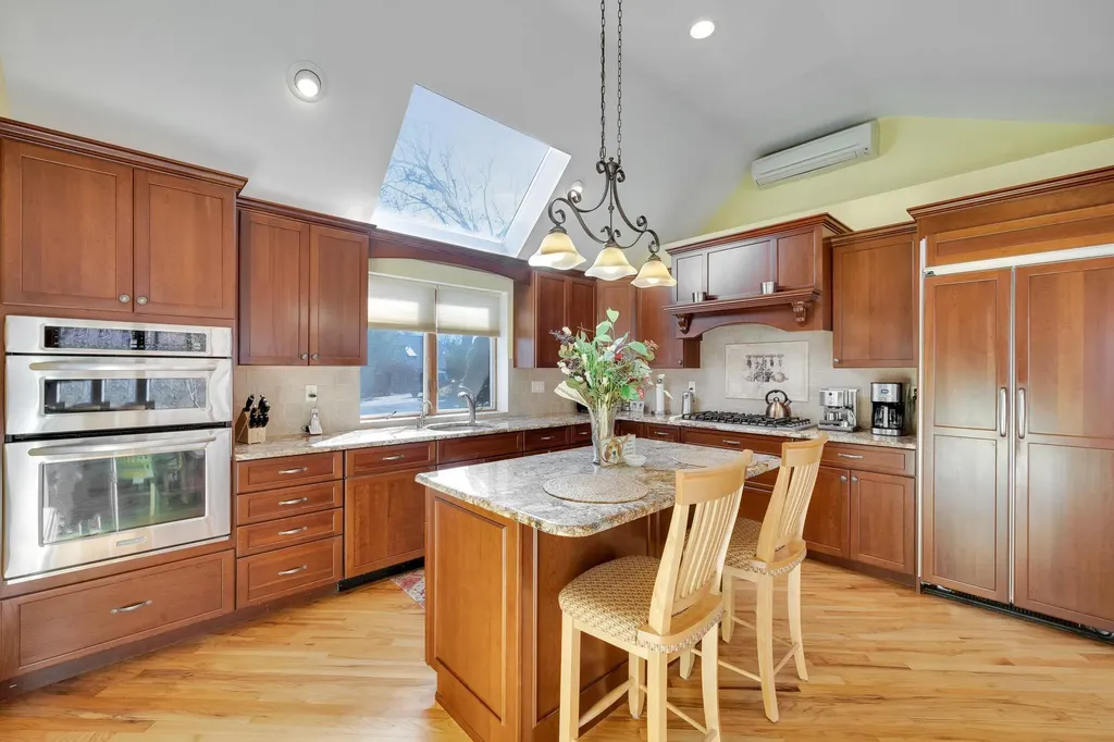 4 Lakeside Drive Middle Island NY 11953