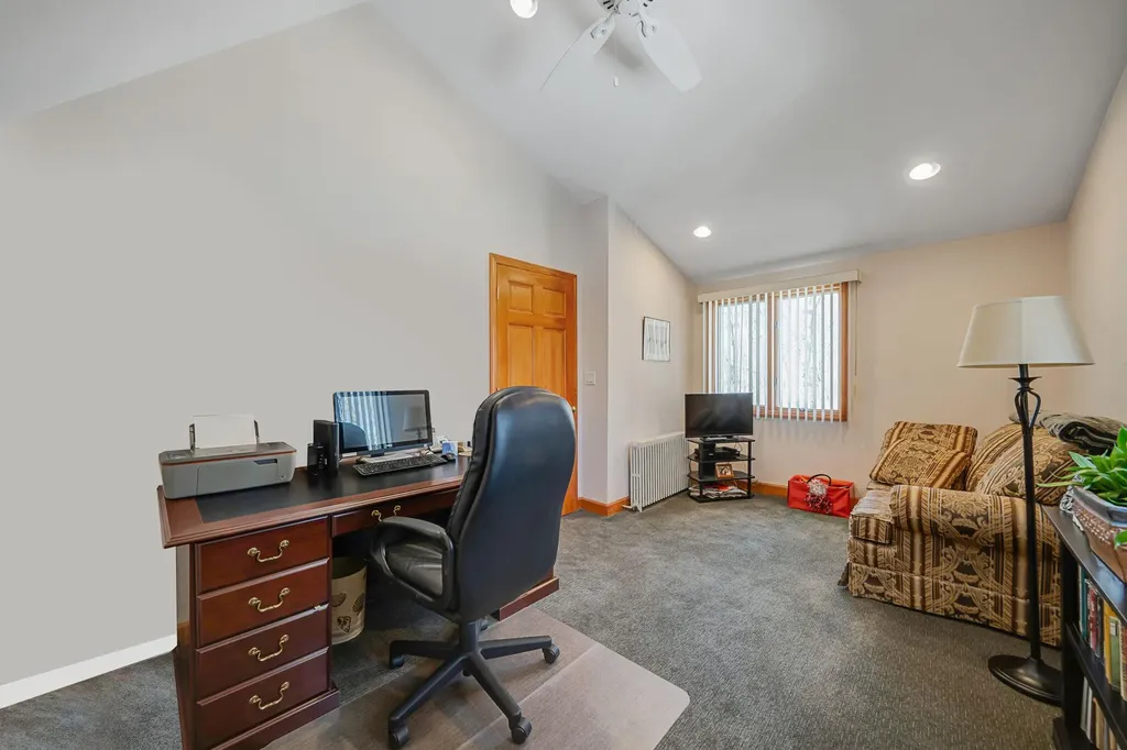 4 Lakeside Drive Middle Island NY 11953