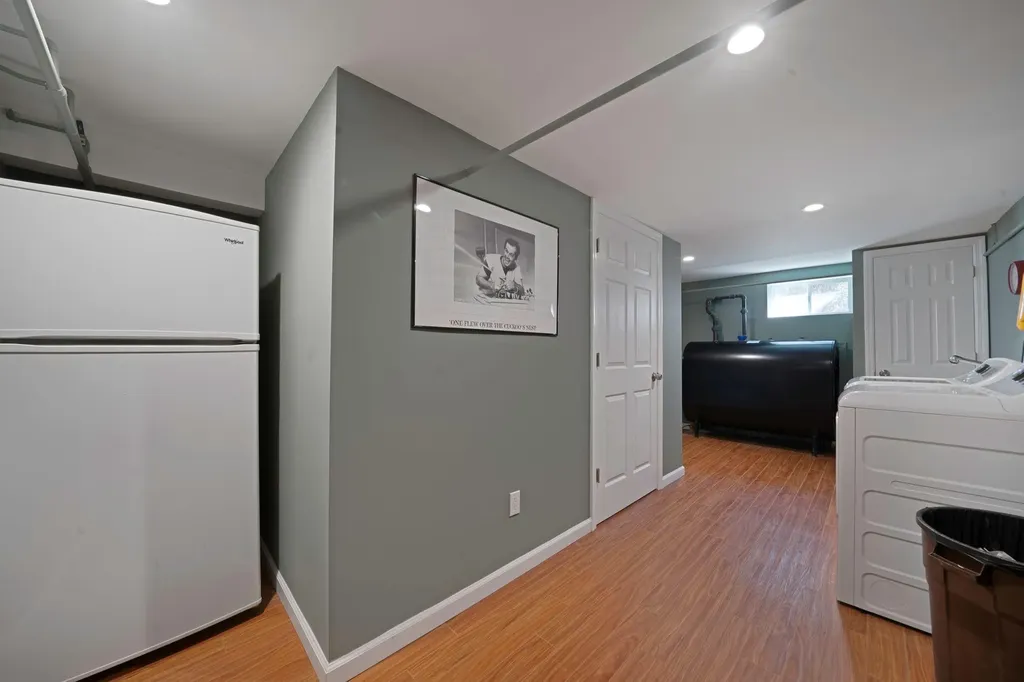 4 Lakeside Drive Middle Island NY 11953