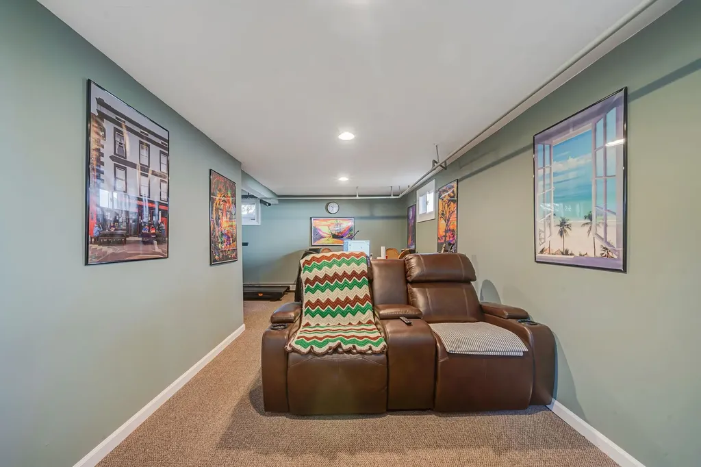 4 Lakeside Drive Middle Island NY 11953