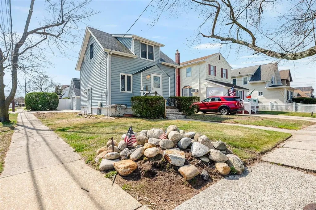 314 Oceanside Parkway Oceanside NY 11572