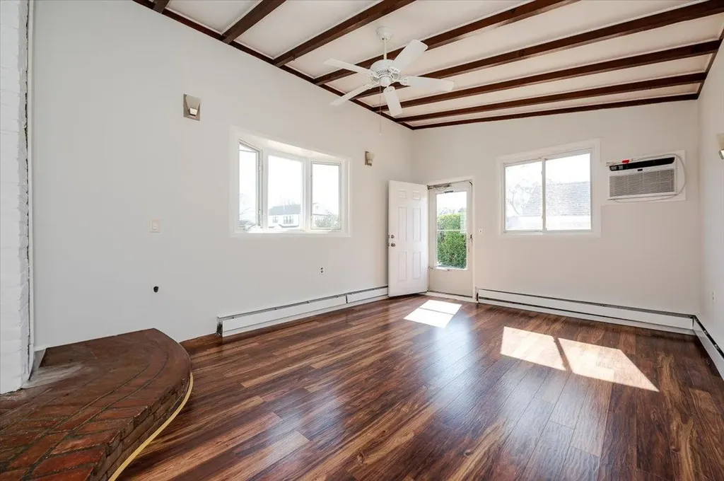 314 Oceanside Parkway Oceanside NY 11572