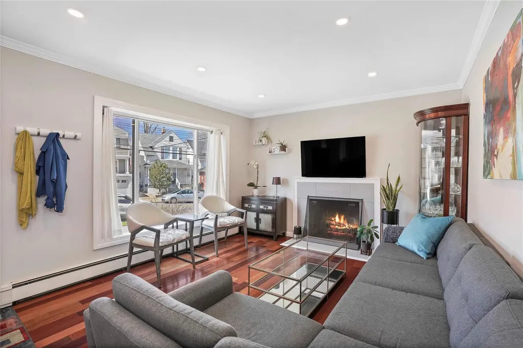 19 Ogden Avenue Dobbs Ferry NY 10522