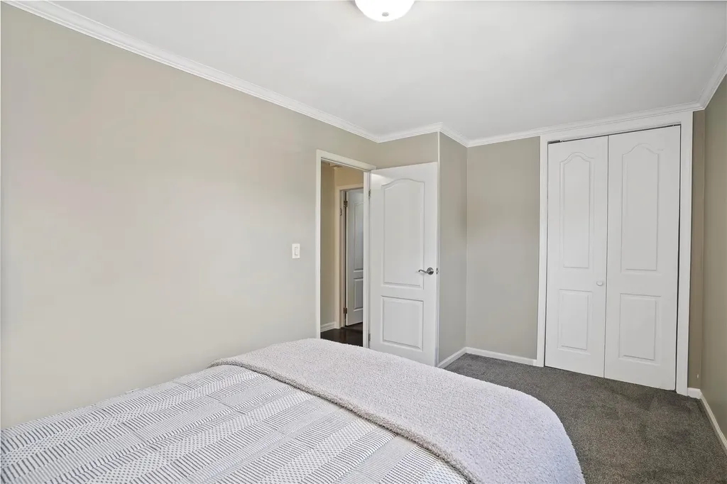 24 Hemlock Road Hartsdale NY 10530