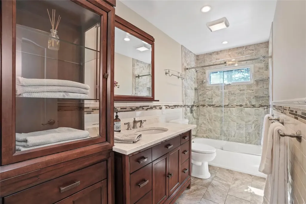 24 Hemlock Road Hartsdale NY 10530