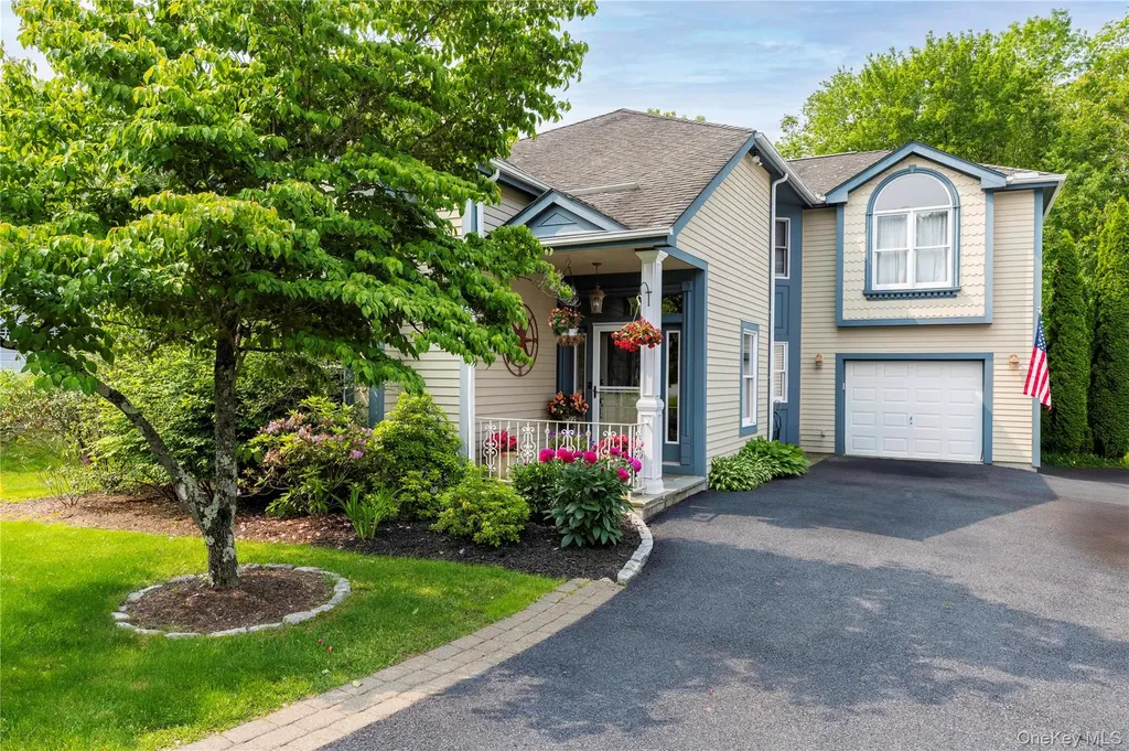 32 Coventry Circle Mahopac NY 10541
