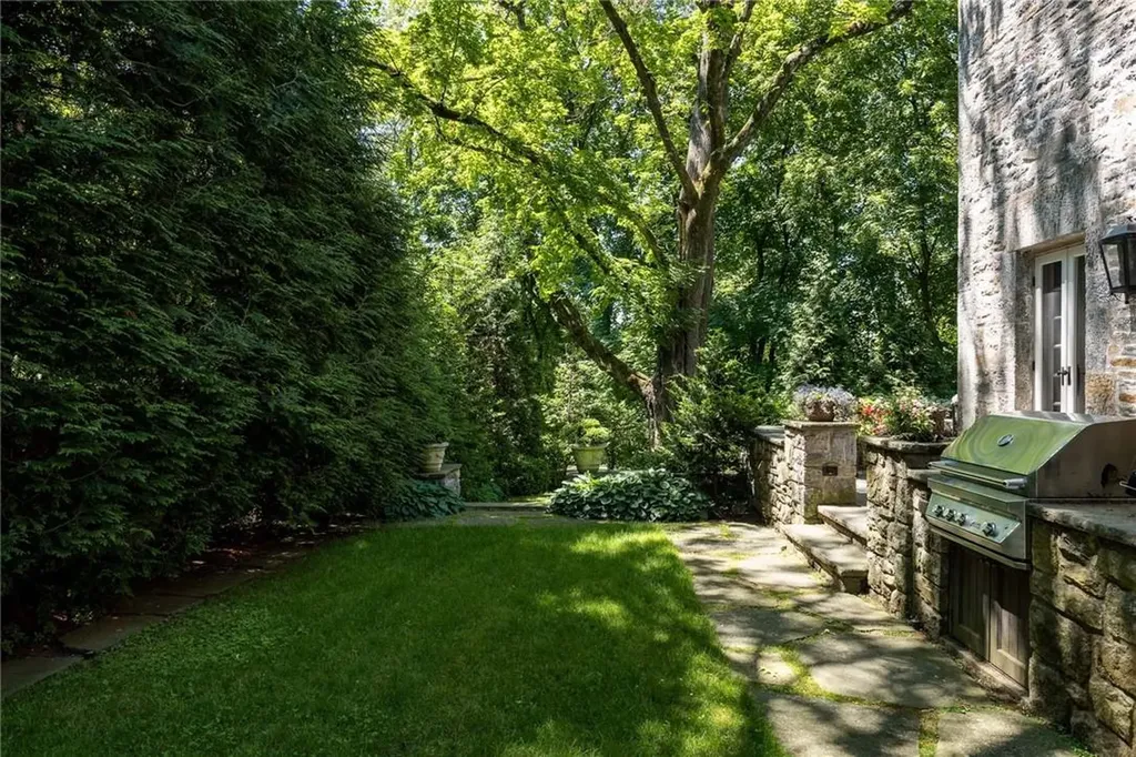 15 Archer Road Harrison NY 10528