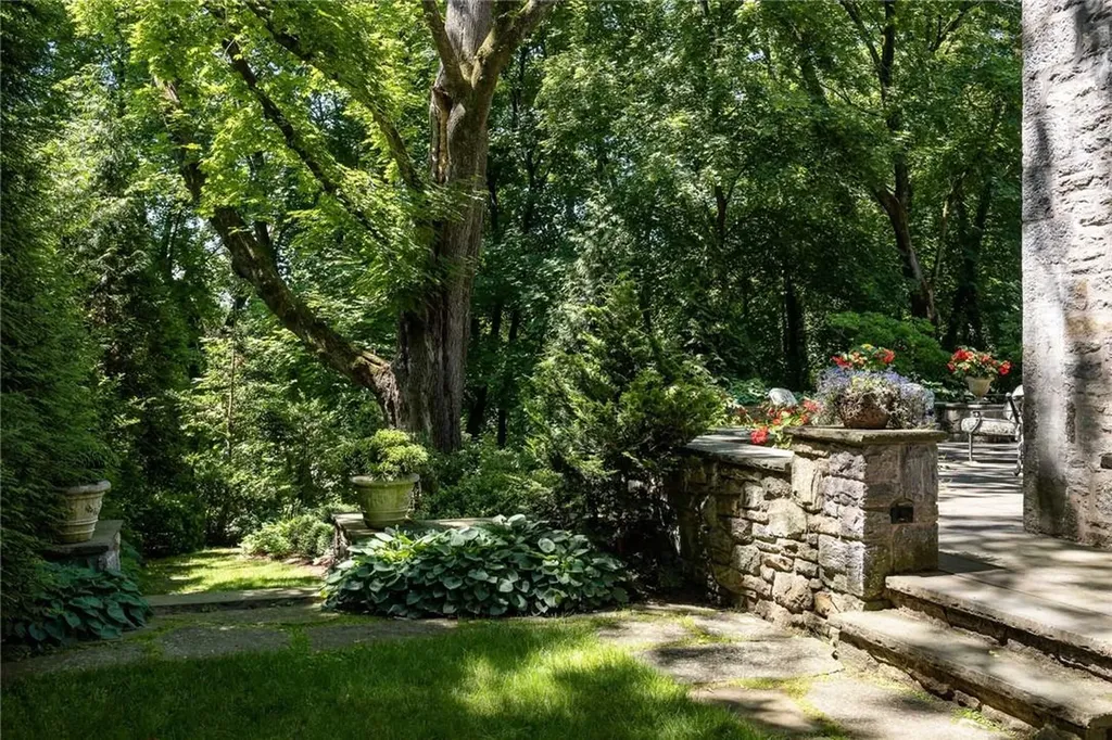 15 Archer Road Harrison NY 10528