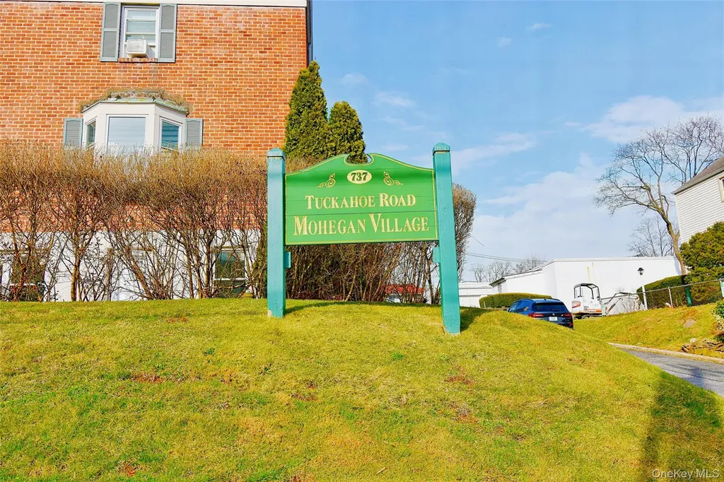 737 Tuckahoe Road Yonkers NY 10710