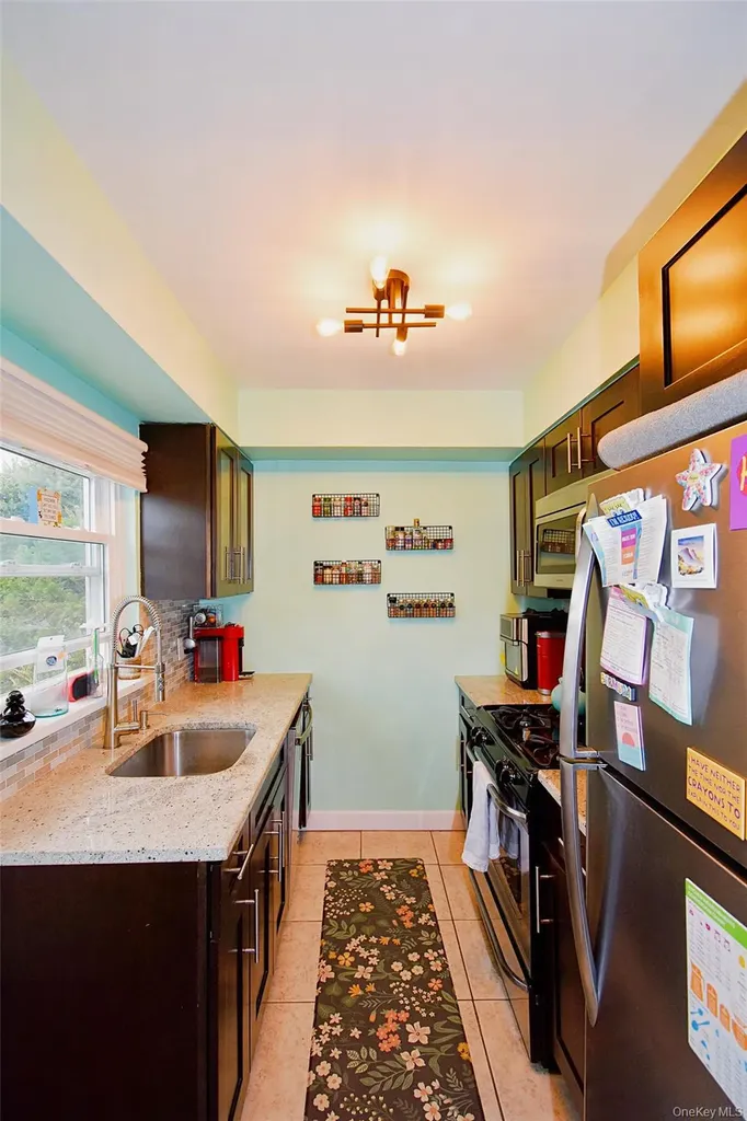 737 Tuckahoe Road Yonkers NY 10710