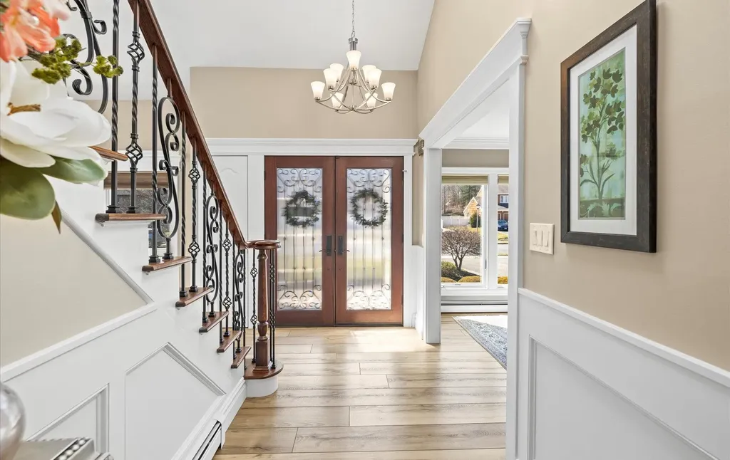 54 Timber Ridge Drive Commack NY 11725