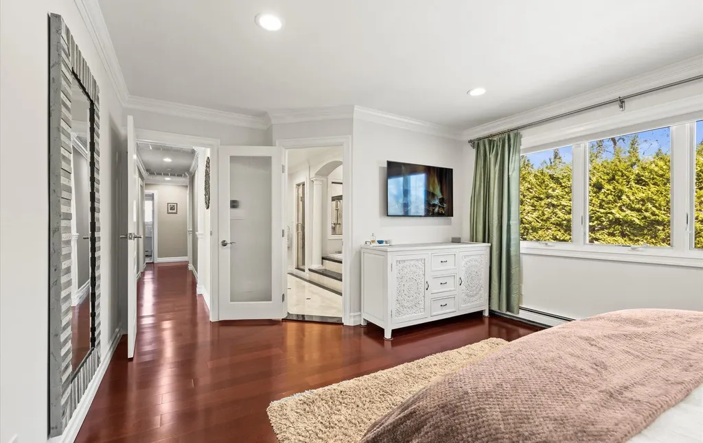 54 Timber Ridge Drive Commack NY 11725