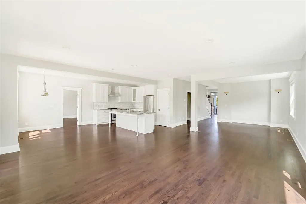 64 Romana Drive Hampton Bays NY 11946