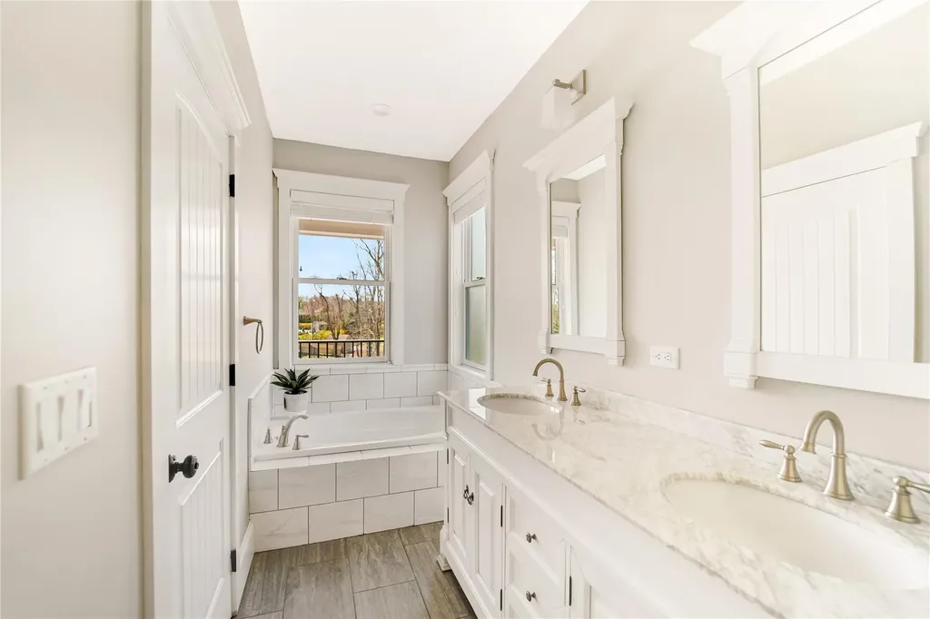 64 Romana Drive Hampton Bays NY 11946