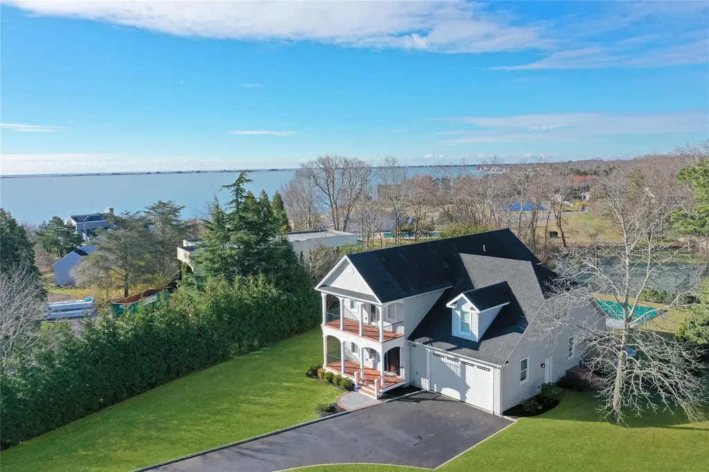 64 Romana Drive Hampton Bays NY 11946
