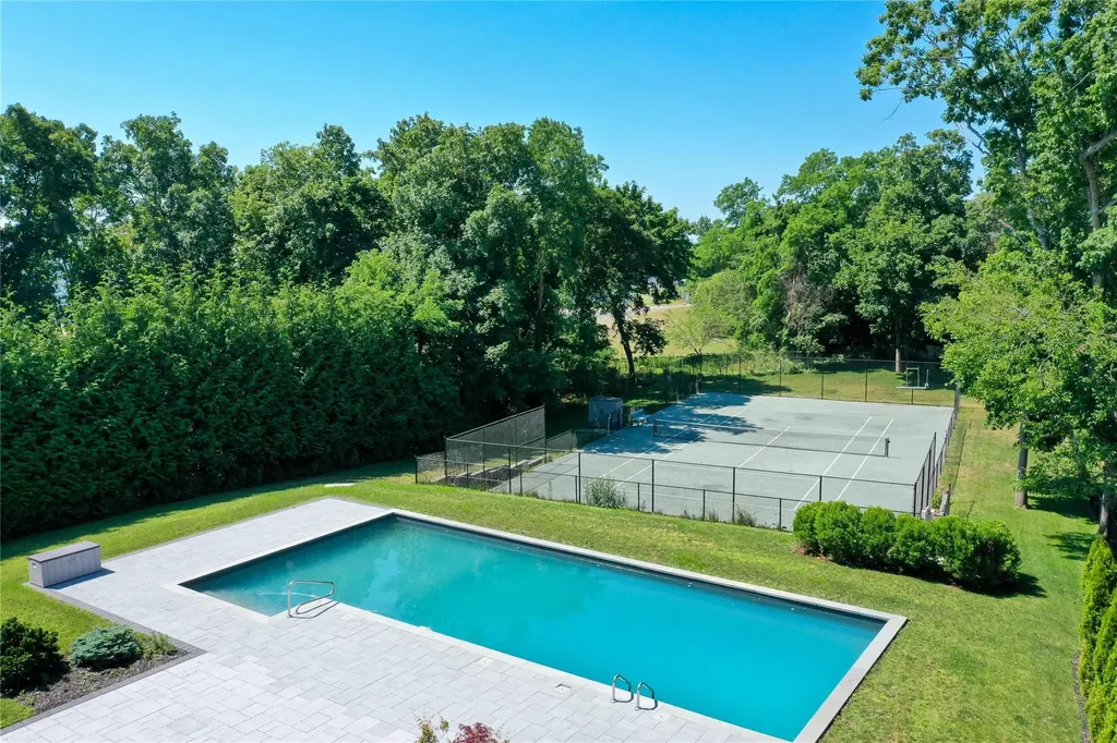 64 Romana Drive Hampton Bays NY 11946