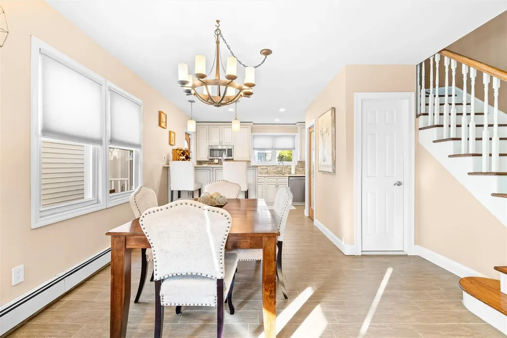 3163 Rawlins Avenue Bronx NY 10465
