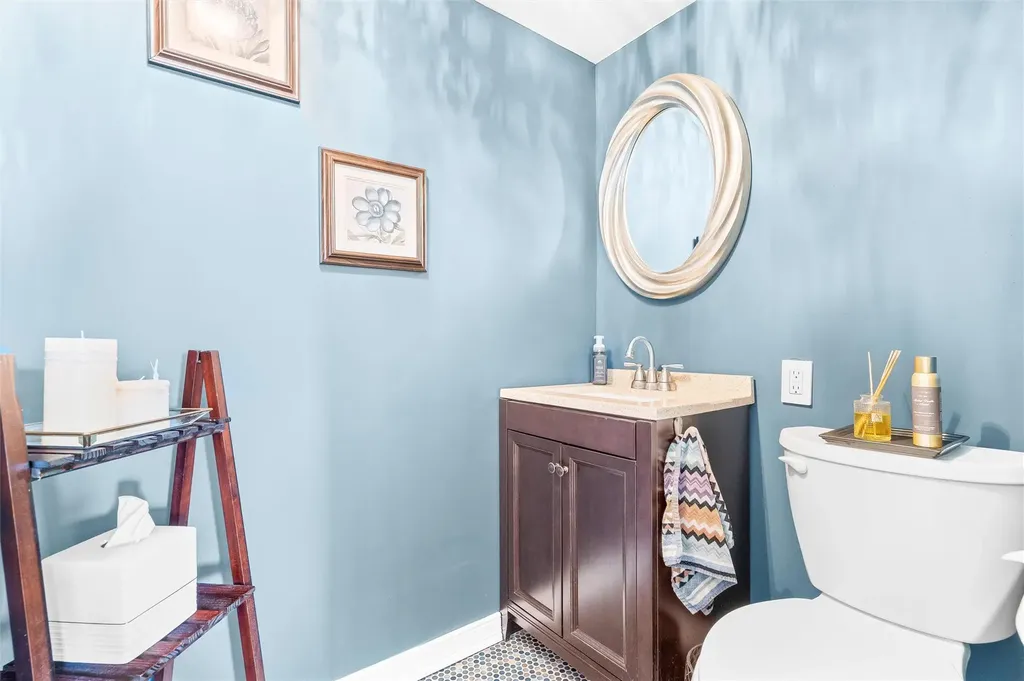 3163 Rawlins Avenue Bronx NY 10465