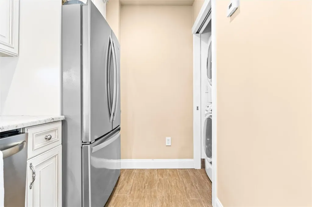 3163 Rawlins Avenue Bronx NY 10465