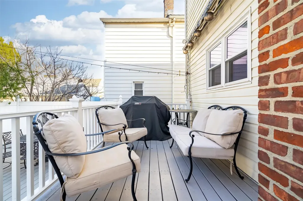 3163 Rawlins Avenue Bronx NY 10465