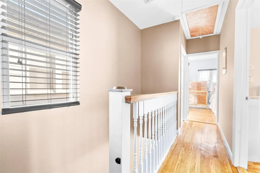 3163 Rawlins Avenue Bronx NY 10465