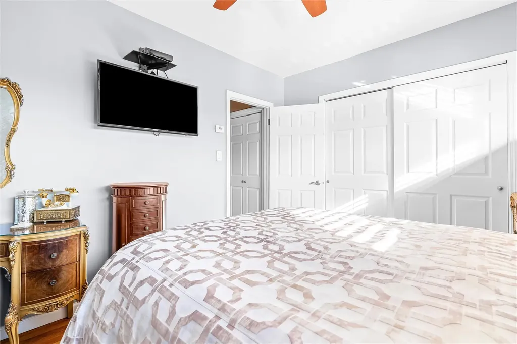 3163 Rawlins Avenue Bronx NY 10465