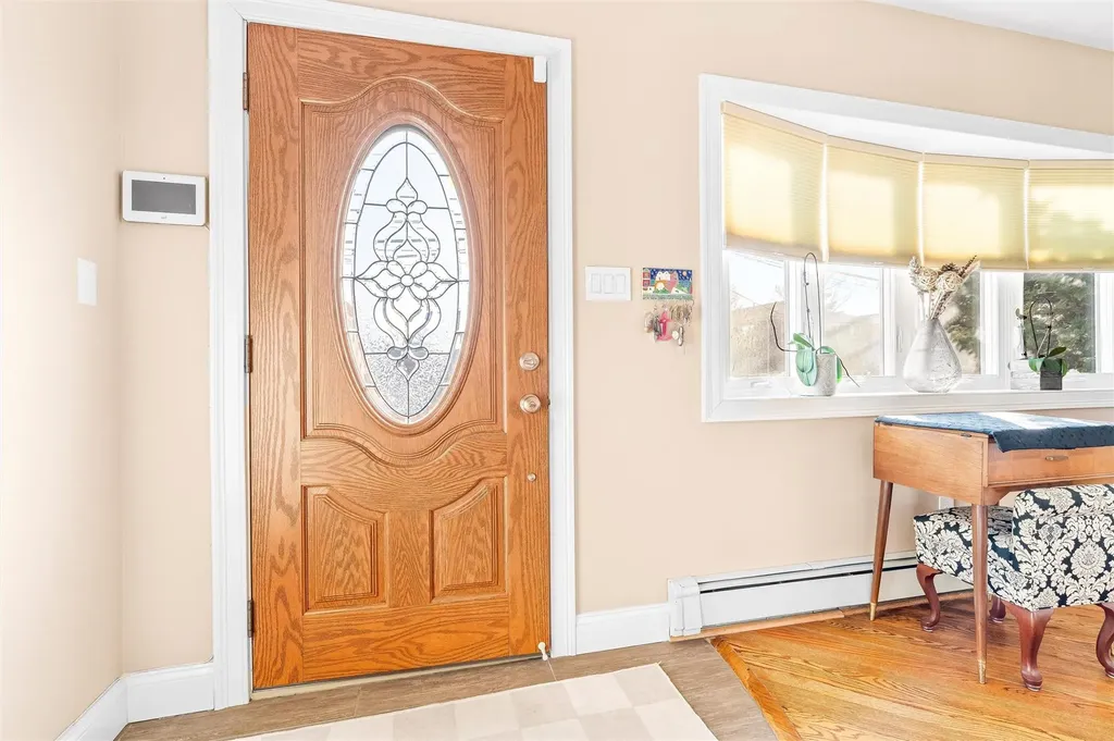 3163 Rawlins Avenue Bronx NY 10465