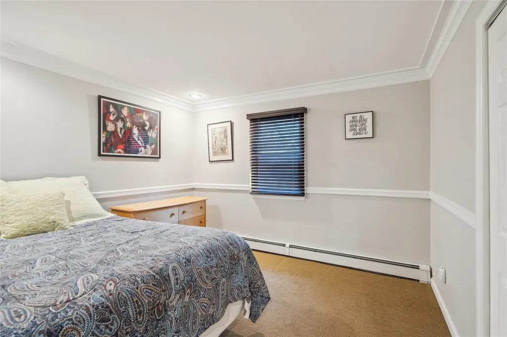9 Suncrest Drive Dix Hills NY 11746