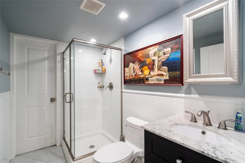 9 Suncrest Drive Dix Hills NY 11746