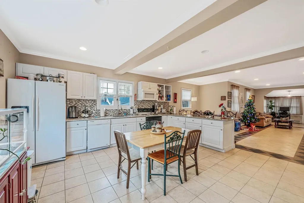 27 Odin Road Rocky Point NY 11778