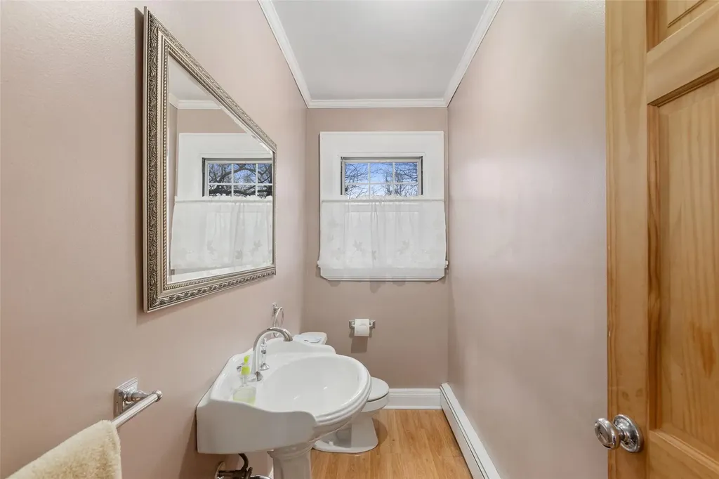 7 Newcomb Place White Plains NY 10606