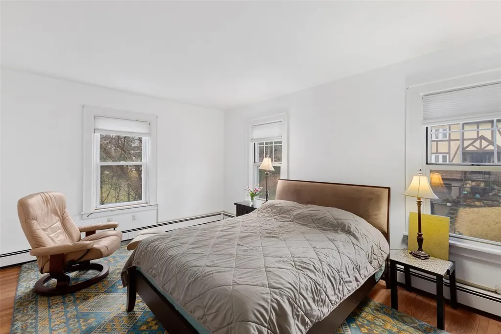 7 Newcomb Place White Plains NY 10606