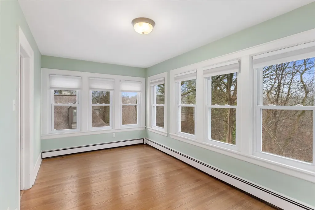 7 Newcomb Place White Plains NY 10606