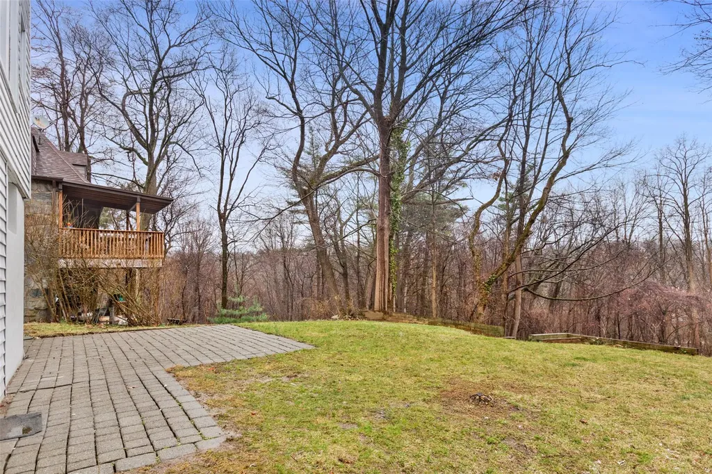 7 Newcomb Place White Plains NY 10606