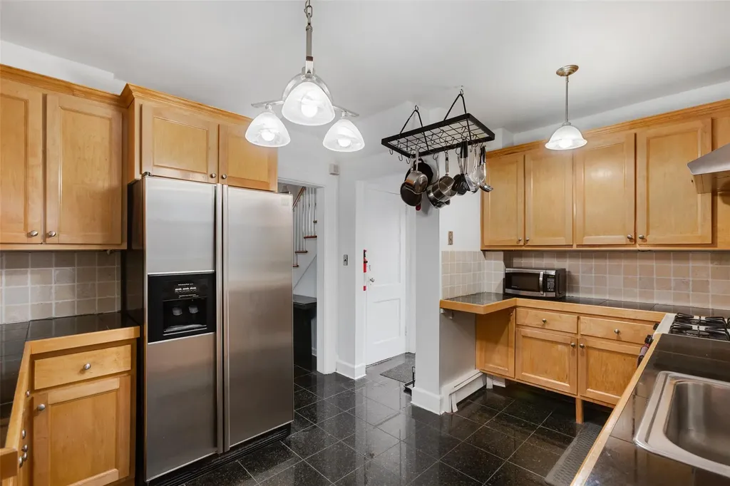 7 Newcomb Place White Plains NY 10606