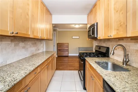 50 White Oak Street New Rochelle NY 10801