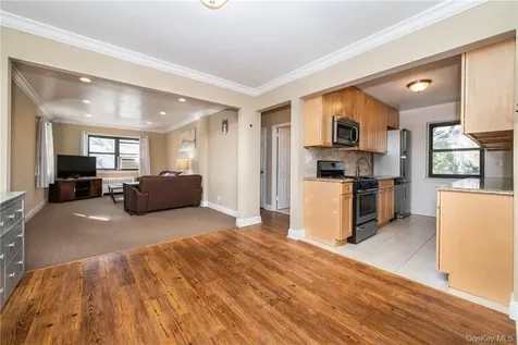 50 White Oak Street New Rochelle NY 10801